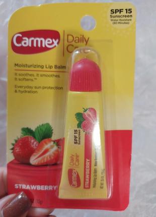 Бальзам для губ carmex lip balm spf15, strawberry полуниця, 10 г