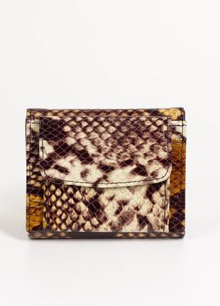 Маленький женский кожаный кошелек karya 2020-530 "под рептилию" коричневый3 фото