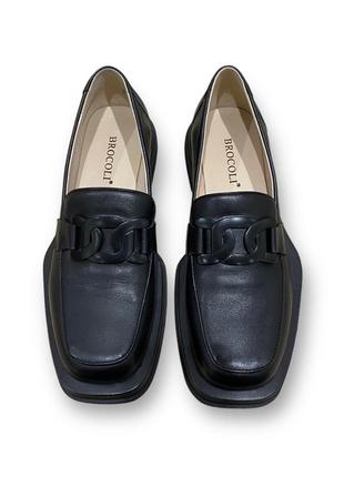 Женские кожаные лоферы черные повседневные туфли на низком ходу a130-05-p772 brokolli 18465 фото