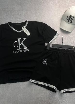 Женский костюм calvin klein