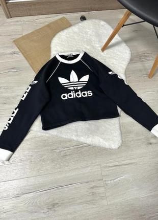 Свитшот от adidas