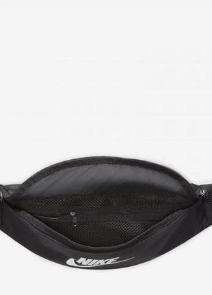 Сумка на пояс (бананка) nike heritage waistpack-fa21 черная (db0490-010)4 фото