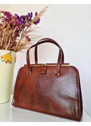Винтажная сумка 50х годов коричневая сумка кожаная женская ридикюль сумка на коротких ручках коньячная1 фото