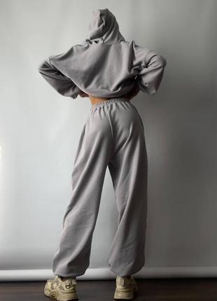 Теплый спортивный костюм флисовый свободного кроя на флисе оверсайз худи укороченное на молнии брюки джоггеры