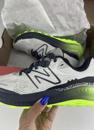 New balance mtntrlh5 кросівки сірі с зеленим, оригінальні кросівки нью беланс чоловічі для бігу2 фото