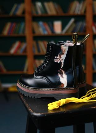 Женские ботинки dr. martens доктор мартинс