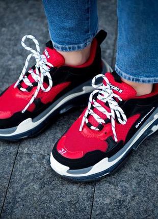 B@leнс1аga triple s black red white5 фото