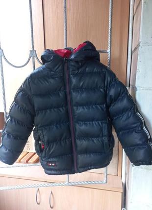 Теплая демисезонная куртка 86 -92, состояние идеально