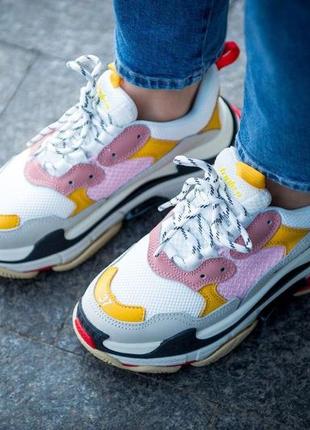 Жіночі стильні високі світлі кросівки весна-літо-осінь