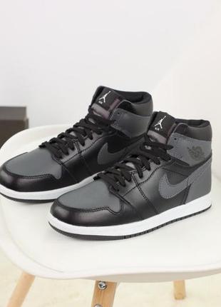 Зимние женские кроссовки nike air jordan 1 winter grey black (мех) 38-40