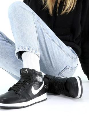 Зимние женские кроссовки nike air jordan 1 winter black white (мех) 37-38-39-40