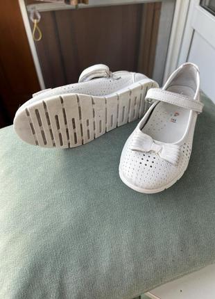 Туфли кожаные белые ортопедические 29-30 размер.4 фото