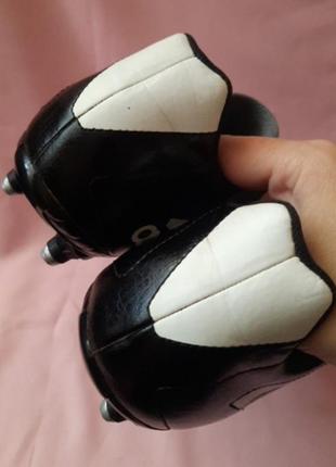Фірмові футбольні кросівки шиповки  adidas p.447 фото