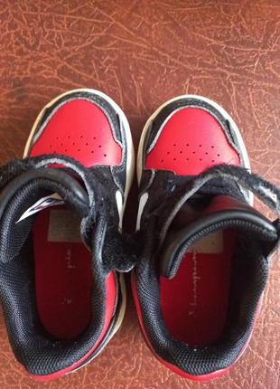 Дитячі кросівки champion