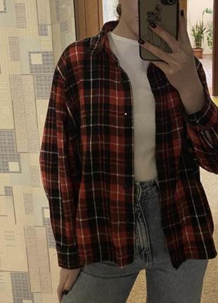 Сорочка в клітину у червоно-чорно-білому кольорі