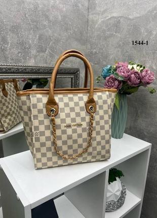 Бежевая  сумка женская стильная  удобная на каждый день