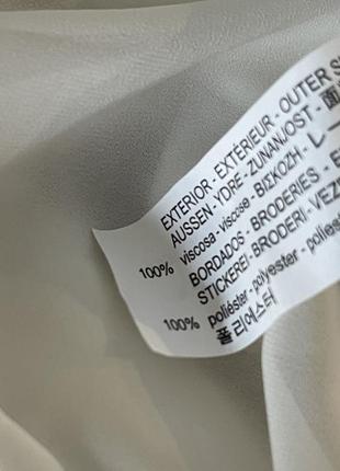 Шикарная блуза с вышивкой zara