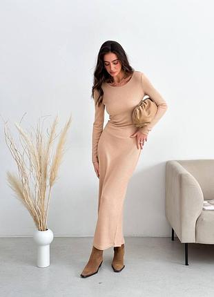 Длинное трикотажное платье макси в рубчик, осеннее платье в рубчик макси