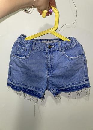 Шорти