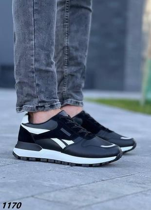 Мужские кроссовки