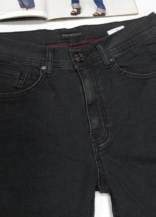 Интересные мужские зауженные джинсы4 фото