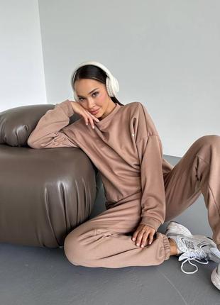 Спортивный костюм найк brown nike свитшот со спущенным плечом оверсайз брюки на манжетах свободный комплект на флисе коричневый серый базовый трендовый2 фото