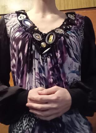 Блузка с открытыми грудью
