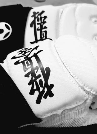 Перчатки для карате киокушинкай