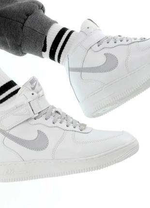 Зимние женские кроссовки nike air force 1 white reflective (мех) 38-415 фото