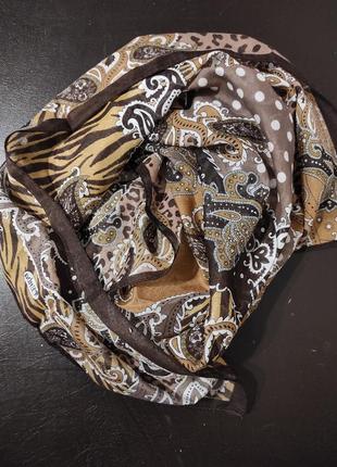 Стильный платок, платочек с принтом турецких огурцов и абстракцией, надписью enba