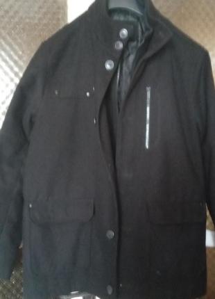 Пальто мужское классическое черного цвета,фасон интересный2 фото