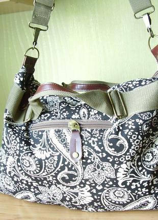 Спортивная женская сумка