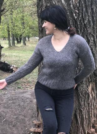 Вʼязаний светр жіночий ручної роботи з мохеру та альпаки (в наявності)4 фото