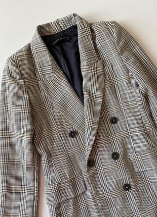 Стильный пиджак в клетку zara/