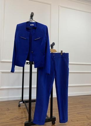 Костюм женский