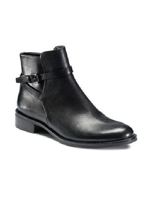 Актуальные черные кожаные демисезонные ботинки челси с ремешками ecco1 фото