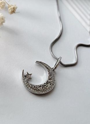 Срібна підвіска оберег амулет місяць та зірка з білими каменями срібло 925 покрита родієм 80087р 1.50г