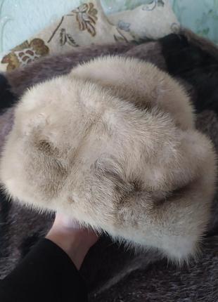 Норкова шапка жіноча світла