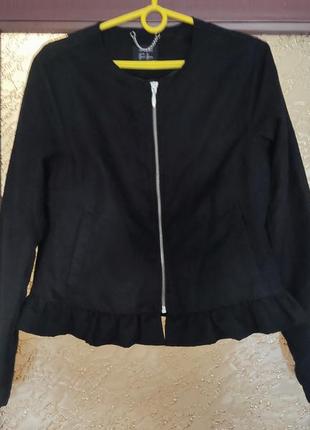 Черная модная куртка-кофта esmara на застежке велюр мягкая1 фото