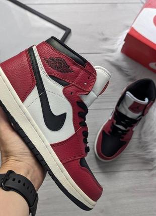 Женские кроссовки nike air jordan 1 retro