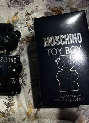 Moschino toy boy 100 ml original pac5 фото