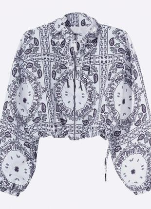 Bershka куртка вітровка