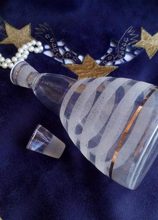 Чехословакия! винтаж карафа (штоф) плотное стекло с напылением сахар позолота...