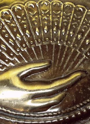 Овальное панно на стену из латуни девушка с веером, винтажный барельеф ссср