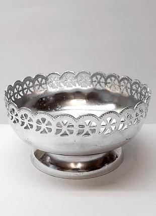 Підставка вінтажна під вазу, б-у вазу ссер, алюміній срібного кольору