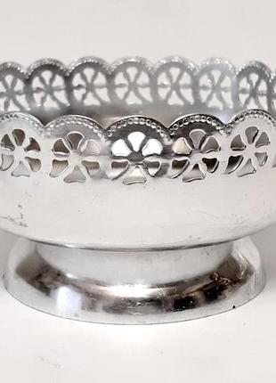 Підставка вінтажна під вазу, б-у вазу ссер, алюміній срібного кольору