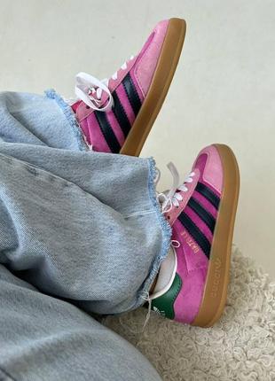 Женские кроссовки розовые adidas gazelle x gucci pink2 фото