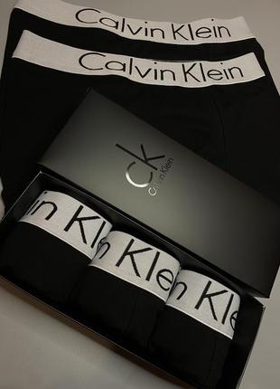 Чоловічі труси-боксери 3 шт calvin klein в упаковці чорні.