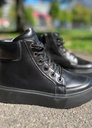 Стильные черные женские ботинки деми/зима,еврозима,осенни,зимовые,кожаные,кожа+байка