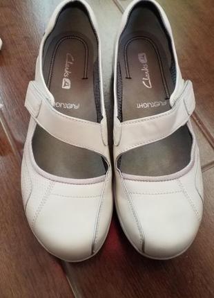 Туфли, балетки clarks. р.40 оригинал.